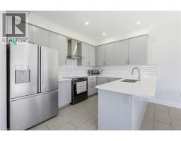 57 THOMPSON Road - 10