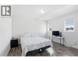 57 THOMPSON Road - 20