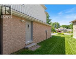 47 HUNTINGTON Place - 2