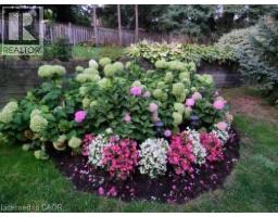 47 HUNTINGTON Place - 25