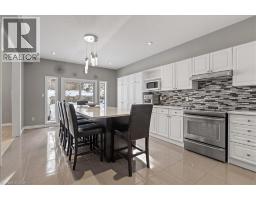 47 HUNTINGTON Place - 5