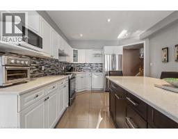 47 HUNTINGTON Place - 7