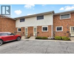 32 MONTCLAIR Crescent - 2