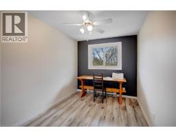 32 MONTCLAIR Crescent - 21