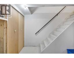 32 MONTCLAIR Crescent - 24