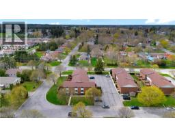 32 MONTCLAIR Crescent - 38