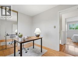 56 ANGELA Crescent - 25