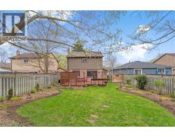 56 ANGELA Crescent - 40