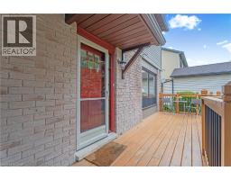 56 ANGELA Crescent - 5