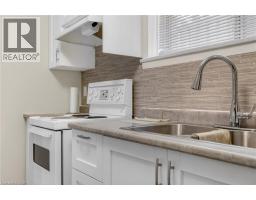 72 HOFFMAN Street - 14