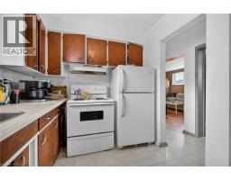 72 HOFFMAN Street - 24