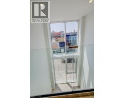 26 KING Street E - 12