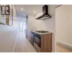 26 KING Street E - 16
