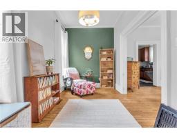 95 RIDDELL Street - 7