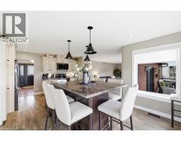 890 PERKIN Crescent - 14