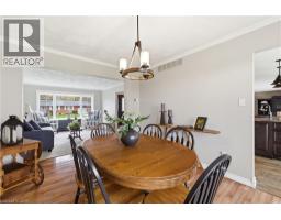 890 PERKIN Crescent - 31