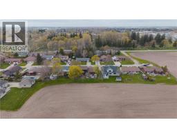 890 PERKIN Crescent - 50