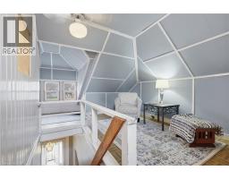 114 GRAND Avenue S - 17