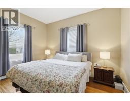 114 GRAND Avenue S - 6
