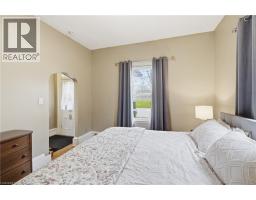 114 GRAND Avenue S - 7