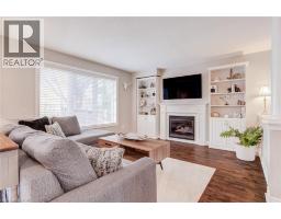 47 BARRETT Avenue - 14