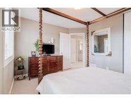 47 BARRETT Avenue - 33