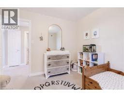 47 BARRETT Avenue - 35