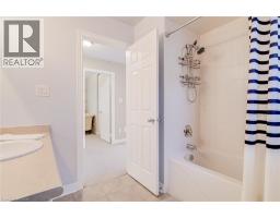 47 BARRETT Avenue - 37