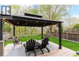 47 BARRETT Avenue - 44