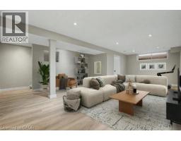 104 RALGREEN Crescent - 2