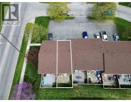 10 MONTCLAIR Crescent - 25