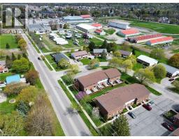 10 MONTCLAIR Crescent - 27