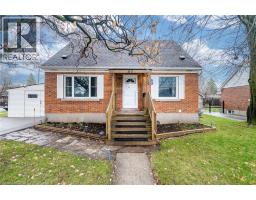 40 N Ellis Crescent N, MLS 40822140
