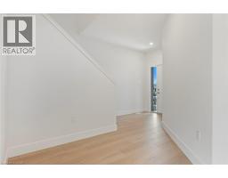 123 AMBER Street - 5