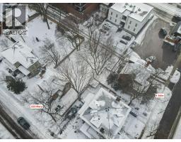 9 JOHN Street E - 35