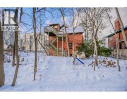 9 JOHN Street E - 5