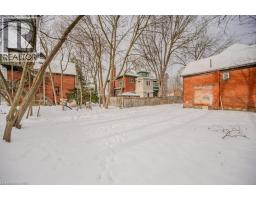 9 JOHN Street E - 6