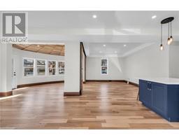 2076 MAIN Street N - 10