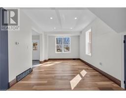 2076 MAIN Street N - 15