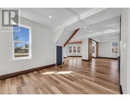 2076 MAIN Street N - 17
