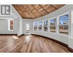 2076 MAIN Street N - 6