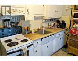 320 GUELPH Street - 11