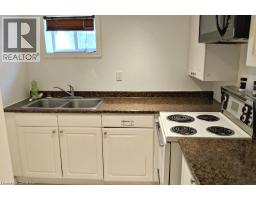320 GUELPH Street - 9