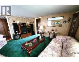 111 RIVERBANK Drive N - 16