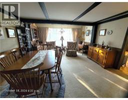 111 RIVERBANK Drive N - 19