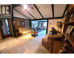 111 RIVERBANK Drive N - 21