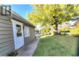 111 RIVERBANK Drive N - 45