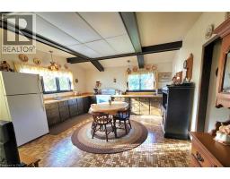 111 RIVERBANK Drive N - 9