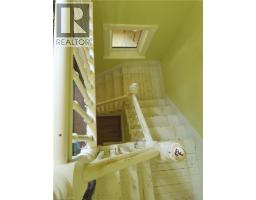 25 CLARENCE Place - 11
