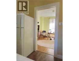 25 CLARENCE Place - 22